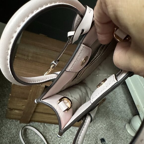 NWOT Michael Kors Mercer Extra Small Logo and Leather Crossbody bag Pink White - Picture 8 of 9